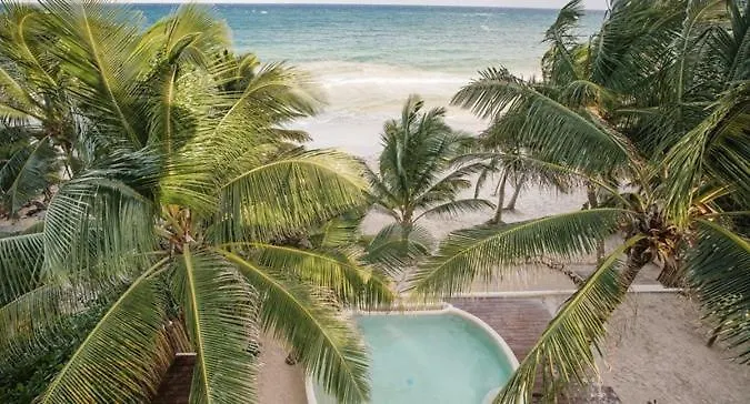 Beachfront * Tulum